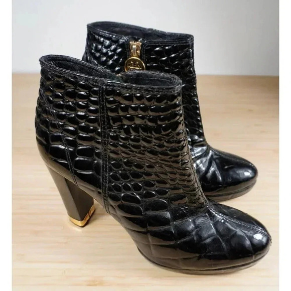 Women’s Tory Burch Leigh Croc Embossed Ankle Boots Size 7M Patent Leather *AS IS - Picture 1 of 11